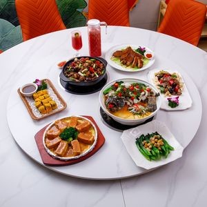 Shunweiwei Crispy Lamb · New-Style Cantonese Cuisine