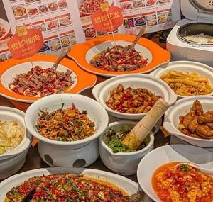 Linjia Red Chili Sichuan Cuisine (Xiegang Yiwu Branch)