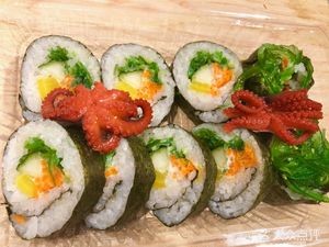 Purple Seaweed Rice Roll (Xinguangming Market Branch)