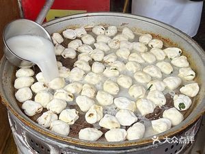 Ye's Henan Speciality Pan-Fried Buns (Hongming Street Branch)