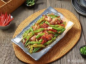 Hunan Flavored Wood Bucket Rice (Jinxia Huan Village East Road Branch)