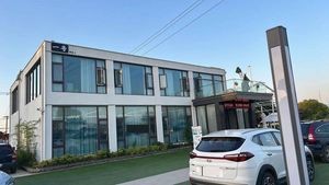 Beard Town No.1 Farm (Huangtu Branch)