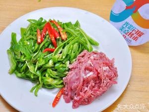 A Stir-Fry Restaurant That Got Lost in the Noodles (Shenggang Branch)