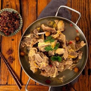Linlin Grandma's Beef Bone Soup