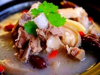 Pin Ji Hot Pot with Lamb and Mutton
