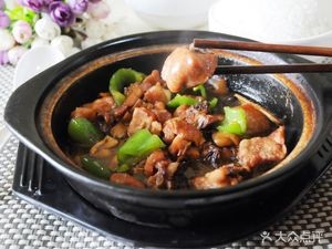 Jing Hao Yellow Braised Chicken Rice (No. 162 Middle School Store)