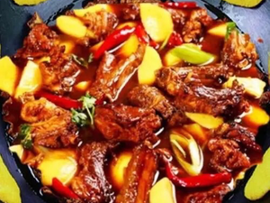 Lao Jiang Pan Wood Fire Iron Pot Stew (Tongshun Street Branch)