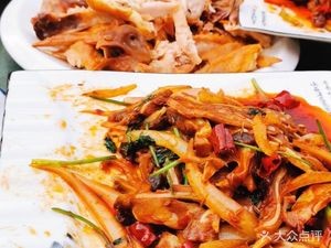 Wangshun Lijia Sandpot Braised Meat and Smoked Old Restaurant (Guanghua Community Branch)