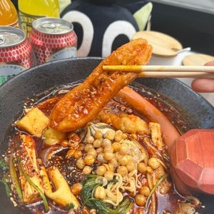 Mao Nan Bei Spicy Hot Pot (Qiulin Store)