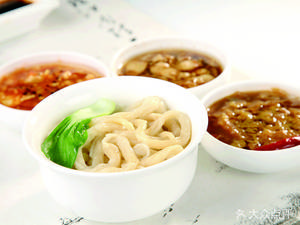 Hangzhou Dumplings & Shanxi Knife-Sliced Noodles (Zone 16, Central Avenue Store)