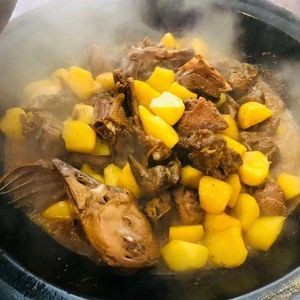 Za Tunzi Iron Pot Stew (Hedong Road Store)