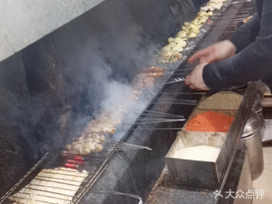 Ge Lu Big Meat BBQ (Zilin Community Store)