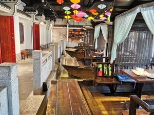 Shenglong Hot Pot (Headquarters)