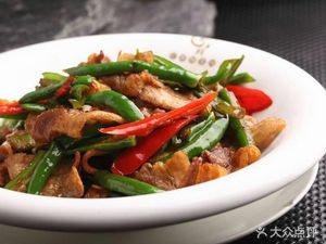 Yi Jia Private Kitchen (Tonghu Branch)