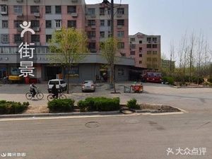 Northeast Snacks (Yinlong Community North Zone Store)