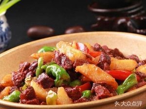 Mulan Ting Big Chicken Plate Barbecue Hot Pot (Guanghua Road Store)