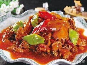 Halal Lanzhou Hand-Rolled Noodles with Big Chicken (Shuian Huayuan Branch)