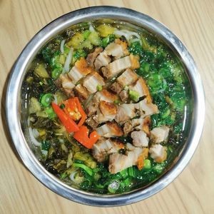 Xishun BinYang Roast Pork Rice Noodles