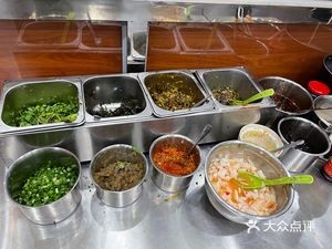 Han Jie · Ancient Town Fresh Squeeze Rice Noodles (Derui Garden Branch)