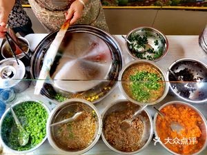 Xin Pinwei Spring Rolls (Renmin Road Store)