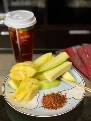 Dudu Sour City · Yizhong Lingjie Sour Fruit