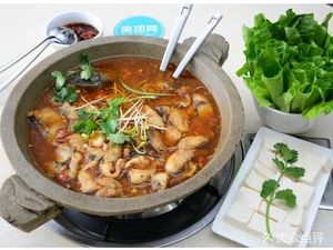 Chu Xiao Bing Stone Pot Fish (Jiangbei Avenue Branch)