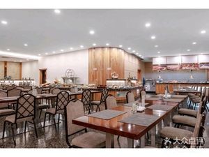 Guizhou Hotel · Full-Service Restaurant