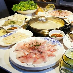 Qian Ren Bai Wei Chicken Fish Soup (Huaxi Store)