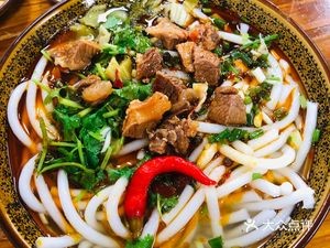 Special Pickled Pepper Beef Noodles (Jiefang Road Branch)