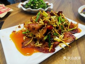 You Zhi You Wei Home-Style Cilantro Restaurant (Guiyang Qingshan Community Branch)