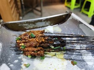 Grandma Hu's Iron Skewer Grilled Beef (Qingyun Road Branch)