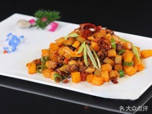 王半夜私房菜(朝阳洞路店)
