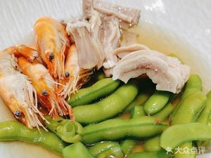 A Tang Home-style Cooking