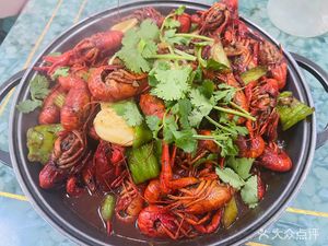 Spicy Frog with Fish Head and Dry Pot