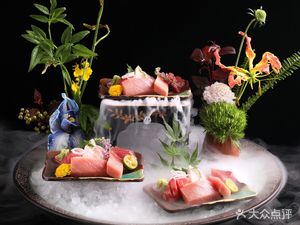 Yinshan Cuisine · Sashimi · Sushi (Jincang Wenhua Plaza Store)