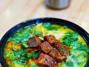 Lu Ji Noodles (Huashan Road Store)