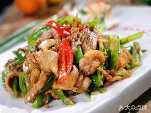 Mengshan Family Banquet (Caogaozhi Road Store)