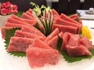 Feizi Salmon (Dahua Store)