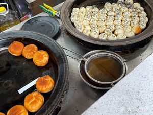 Heshengxing (Yonghe Road Store)