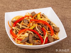 Sour Vegetable Braised Beef Noodles (Maotai Road Store)