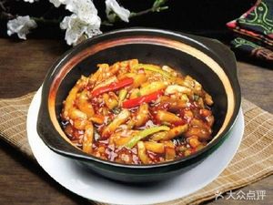 Bayu People's Home Hunan Cuisine (Jiapin Business Building Store)
