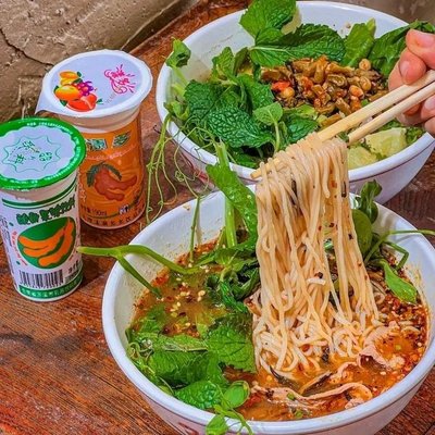 A Yu Freshly Cooked Beef Rice Noodles