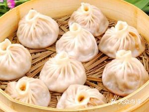 Vegetable Rice with Bone Soup and Nanjing Soup Dumplings