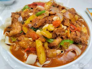 Lao Tan Sour Cabbage Braised Beef Noodles