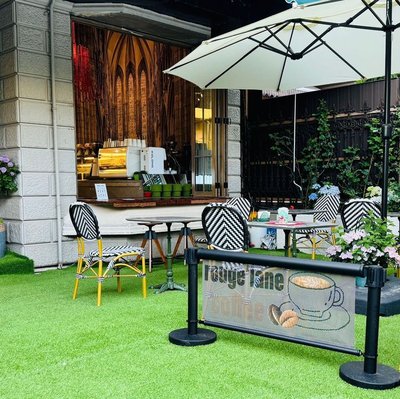 ROUGE QUEEN Zikou · Garden Coffee · Clothing (Hongmei Road Branch)