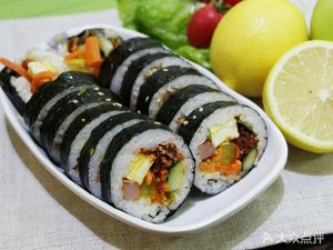 Míng Jiā Seaweed Rice Rolls (Jīnhuì Road Branch)
