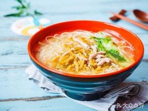 Qianshan Hot Noodles (Greenland Rose City Branch)