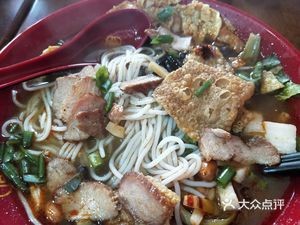 Qianshan Hot Rice Noodles (Huojian Sixth Road Store)