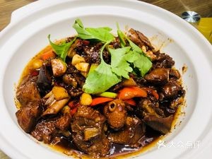 Spicy Pepper and Pork Cooking House