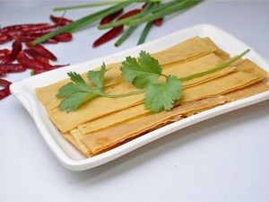 Small Chili Spicy Hot Pot (Jiangxi West Avenue Store)